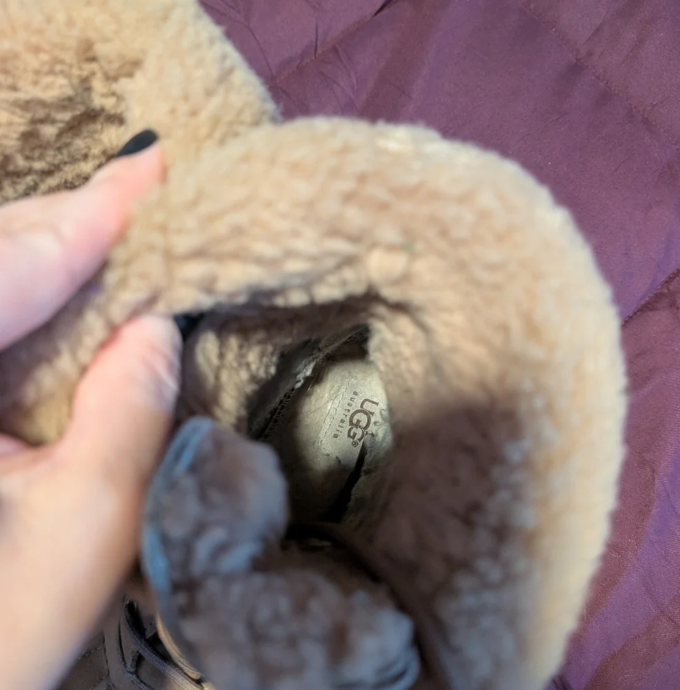 UGG Adirondack Women's 10 Brown Sheep Waterproof Boots Lace Up Mids Leather Snow - Picture 8 of 13